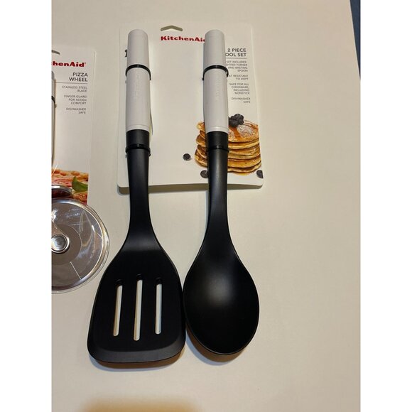 Kitchenaid White Slotted Turner BastingSpoon Euro Peeler Y-Peeler & Pizza Cutter - Picture 5 of 9